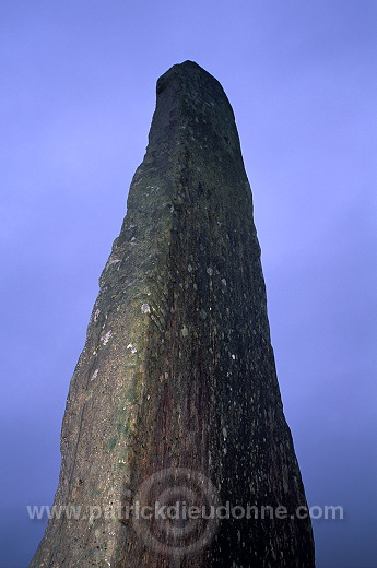 Ballycrovane Ogham Stone, Ireland -  Pierre de Ballycrovane, Irlande  15292