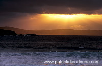 Sunset over Yell Sound, Shetland - Couchant sur Yell Sound  14138